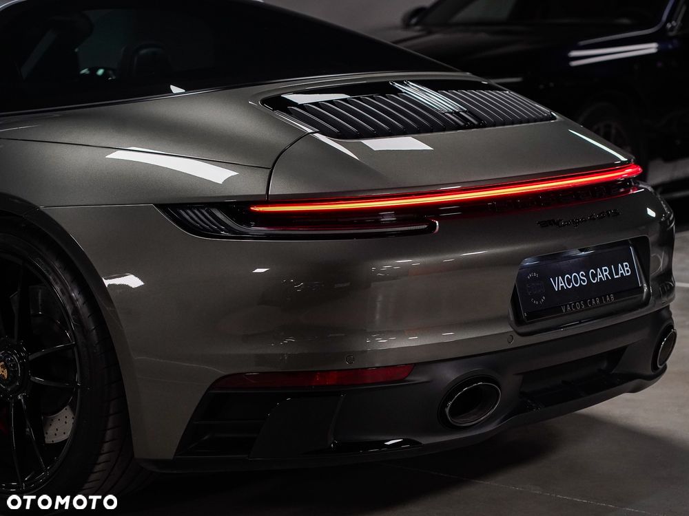 Porsche 911 Targa 4 GTS - 33