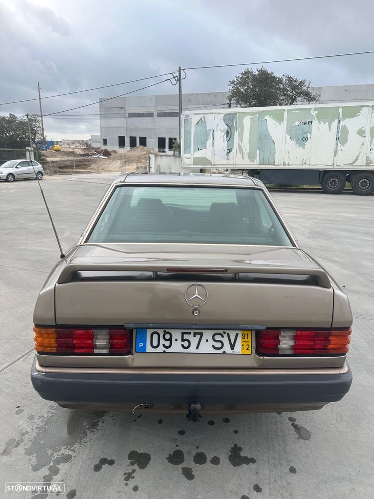 Mercedes-Benz W201 (1982-1993) 190 D 2.0 - 5