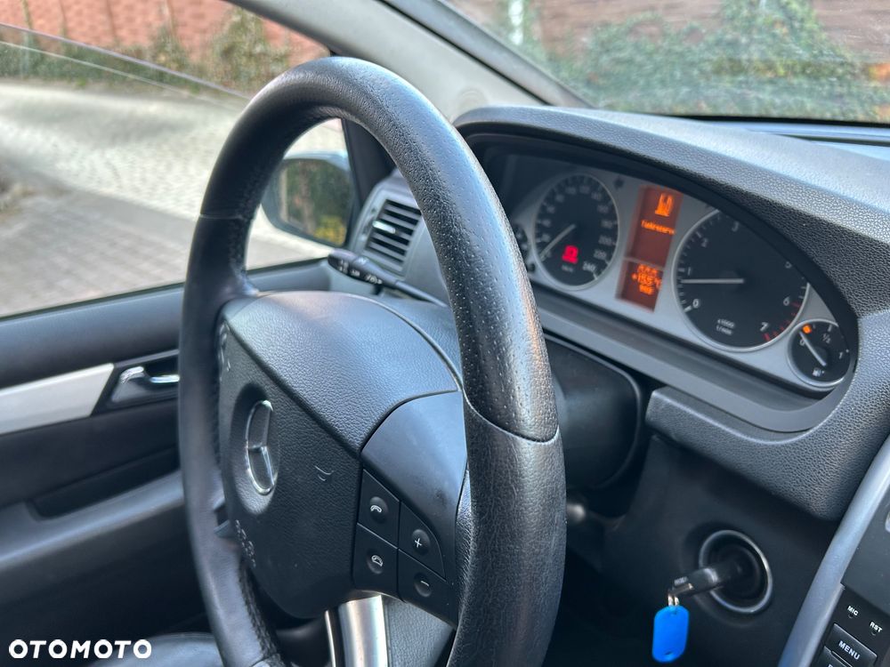 Mercedes-Benz Klasa B - 27