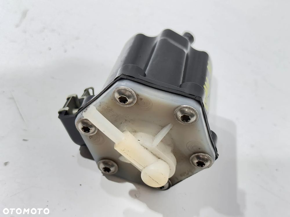 Pompa paliwa  BMW C650GT 12-16R - 1