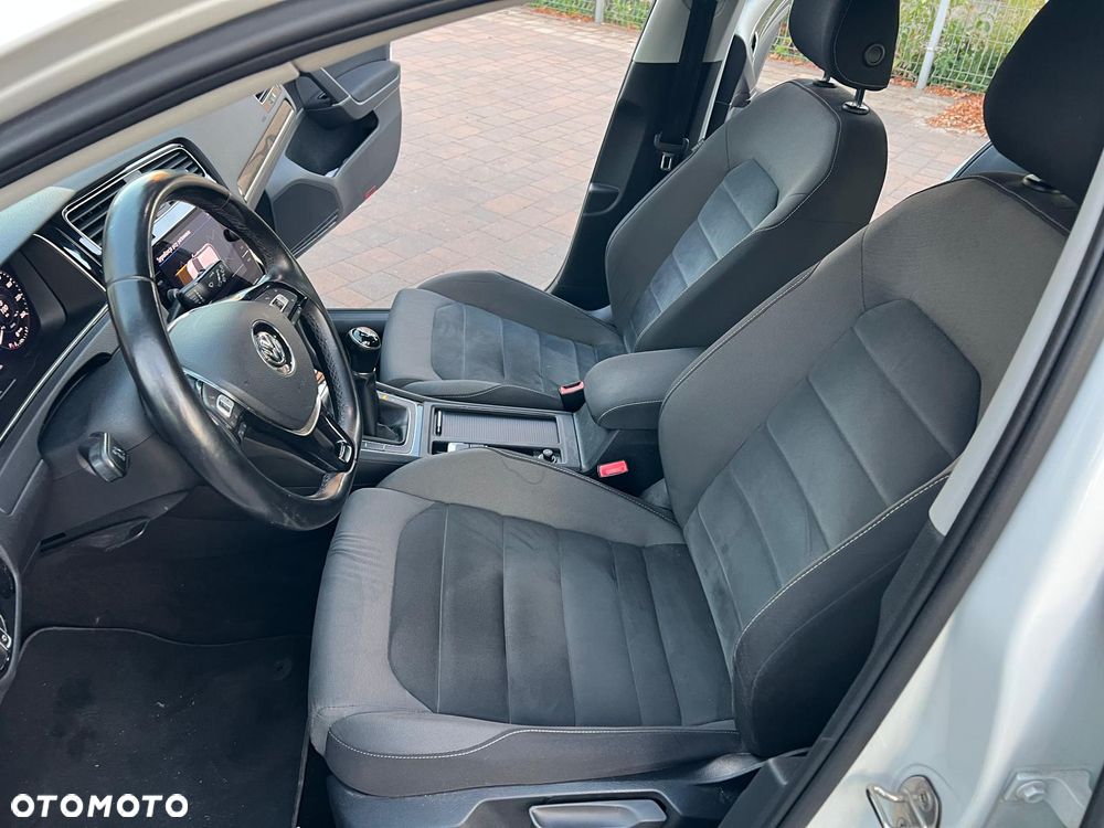 Volkswagen Golf 1.6 TDI SCR Comfortline - 13