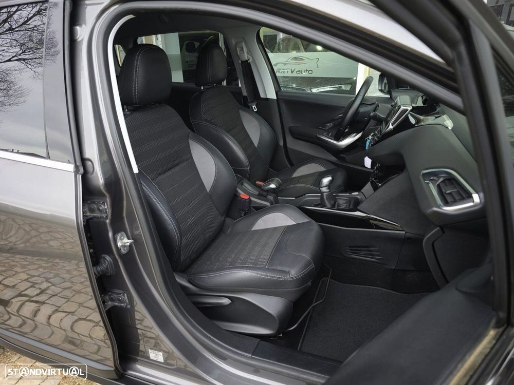 Peugeot 2008 1.6 BlueHDi Allure - 21