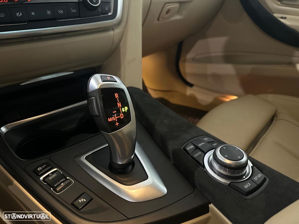 BMW 328 i Auto Pack M - 49