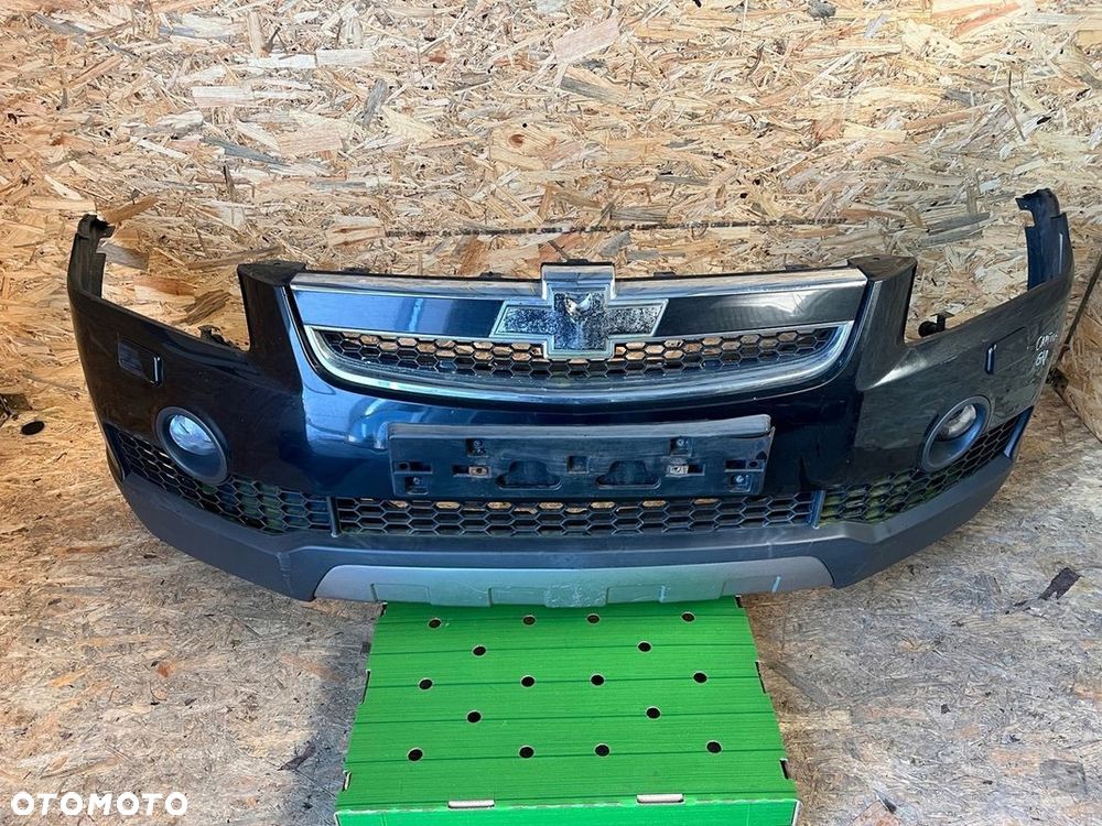 ZDERZAK PRZÓD przedni CHEVROLET CAPTIVA I spryski halogeny Kod lakieru: GAR