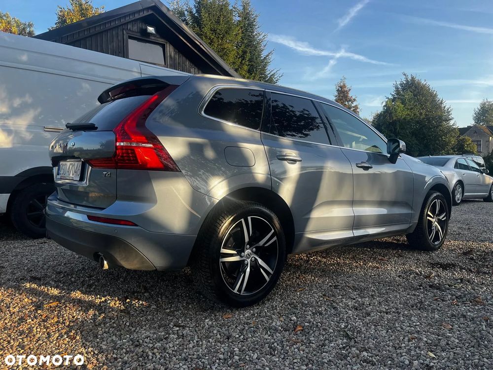 Volvo XC 60 T4 Geartronic Momentum Pro - 16