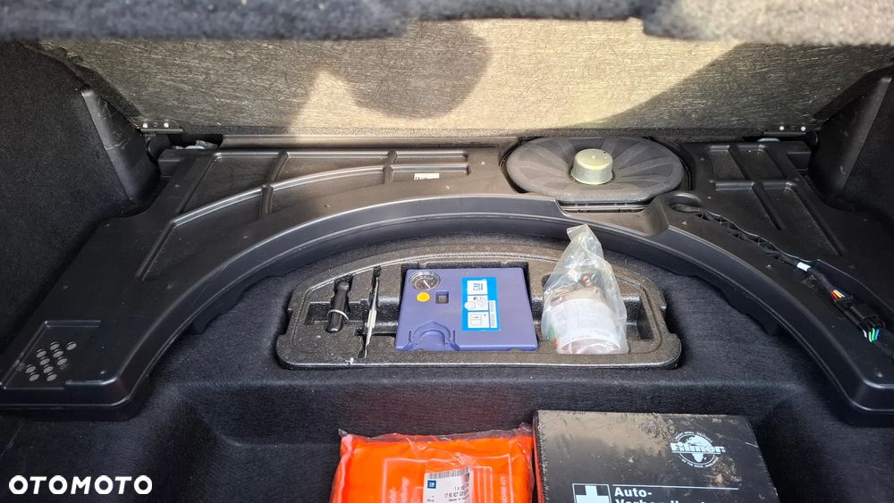 Opel Astra 2.0 CDTI Sport S&S - 20