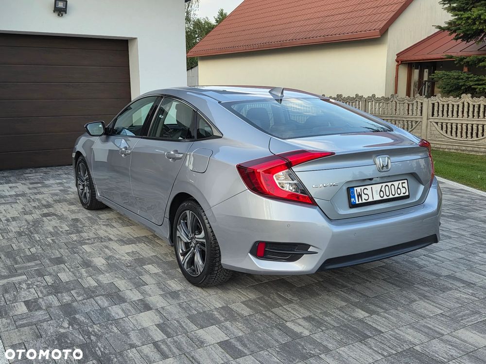 Honda Civic 1.5 T Prestige (Navi) - 18