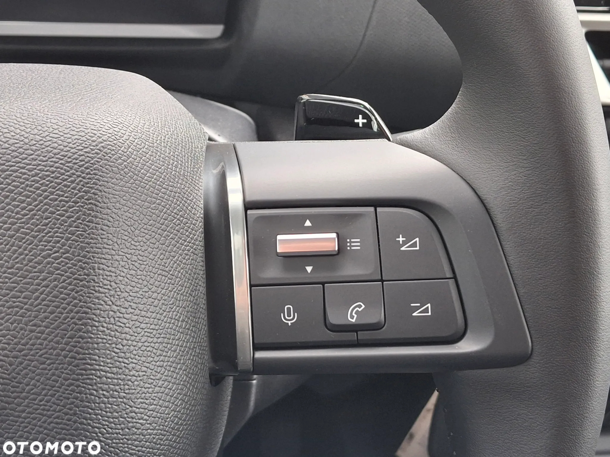 Citroën C4X 1.2 mHEV Plus eDCT6 - 16