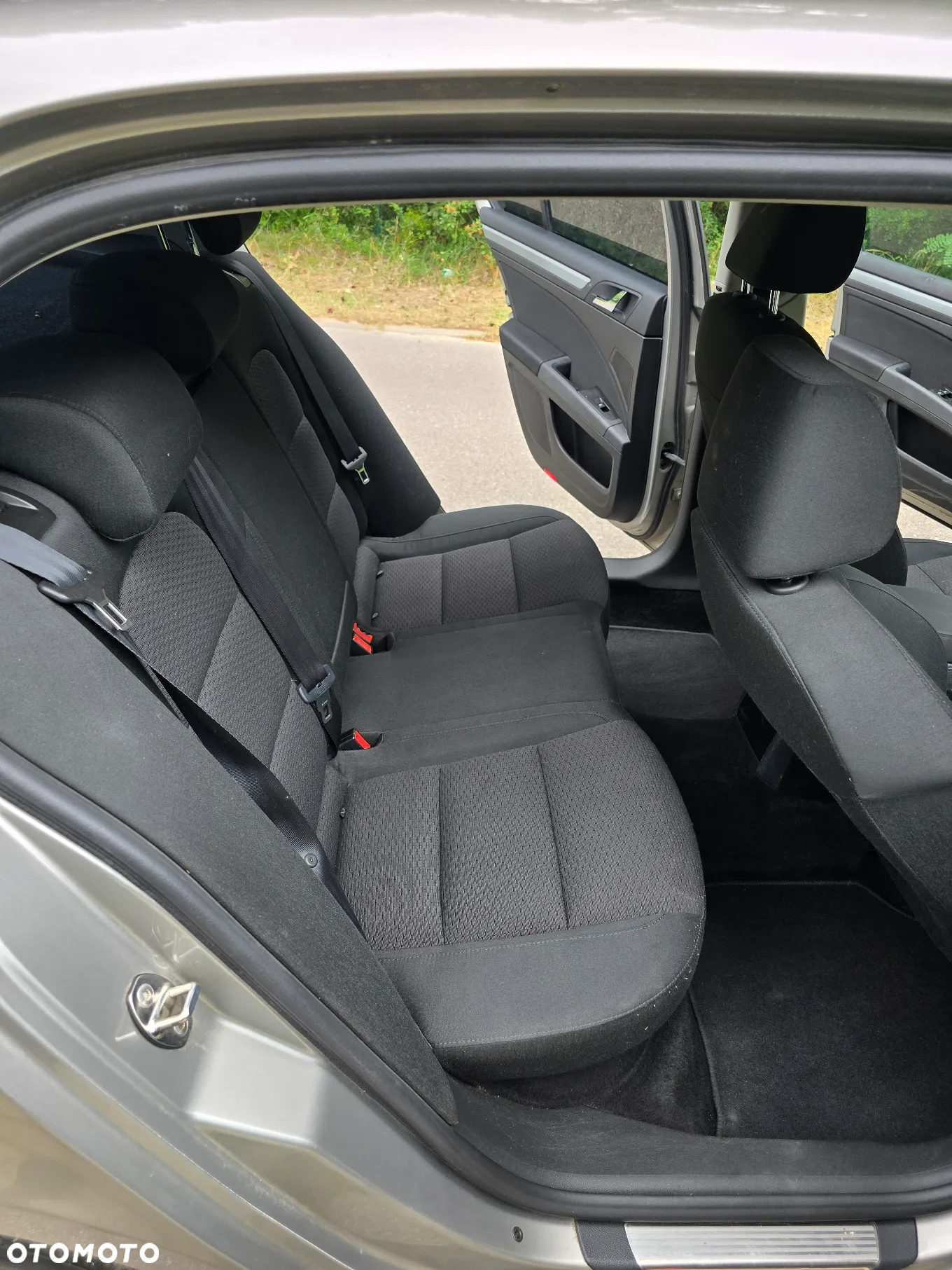 Skoda Superb 2.0 TDI Ambition DSG - 22