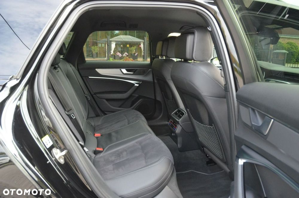 Audi A6 Avant 55 TFSI e quattro S tronic S line - 35