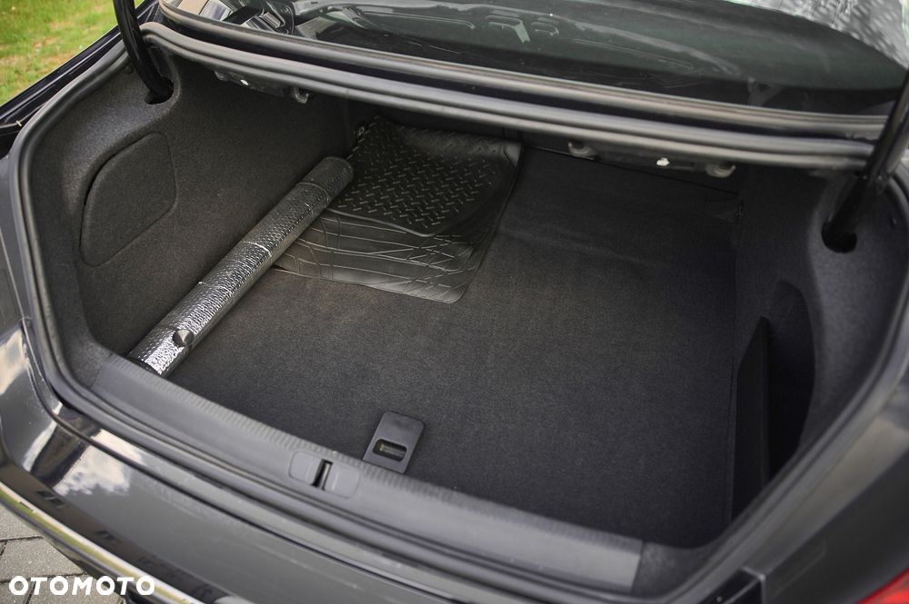 Volkswagen CC 2.0 Blue TDI SCR - 36