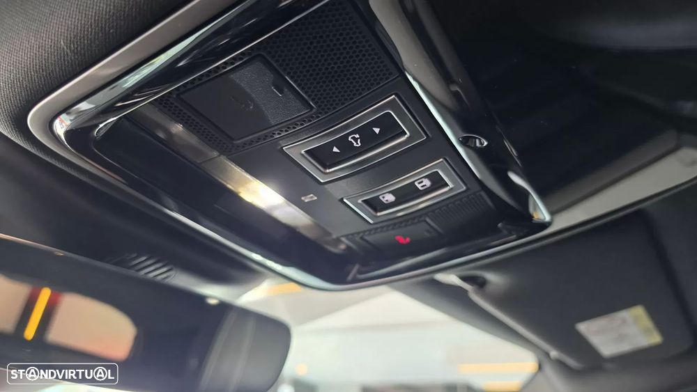 Land Rover Range Rover Velar 2.0 D R-Dynamic S - 58