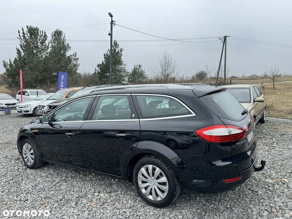 Ford Mondeo 2.0 TDCi Ghia - 10