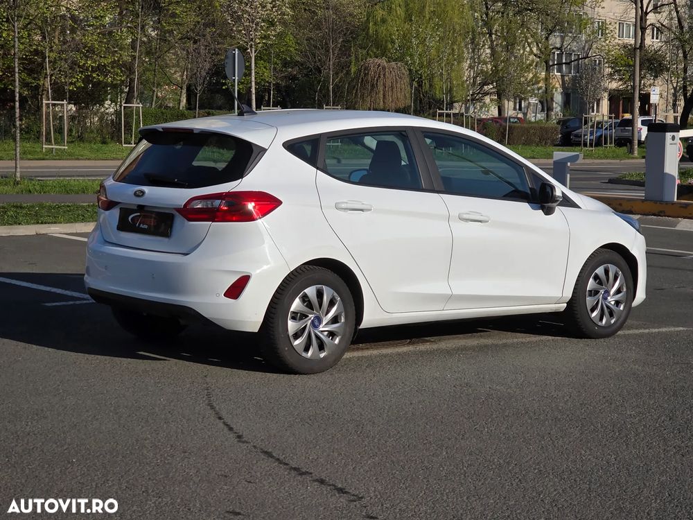 Ford Fiesta 1.5 TDCi S&S COOL&CONNECT - 4