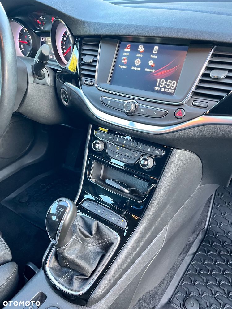 Opel Astra - 12