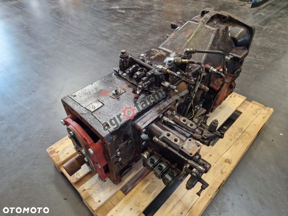 Skrzynia biegów New Holland M100 - 1