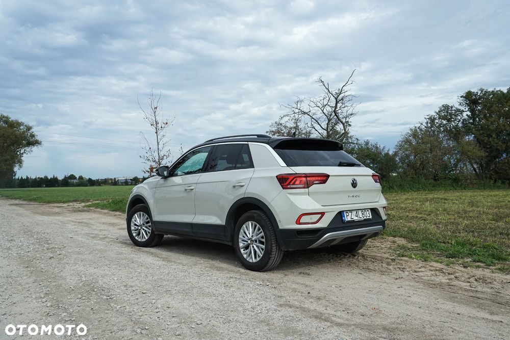 Volkswagen T-Roc - 11