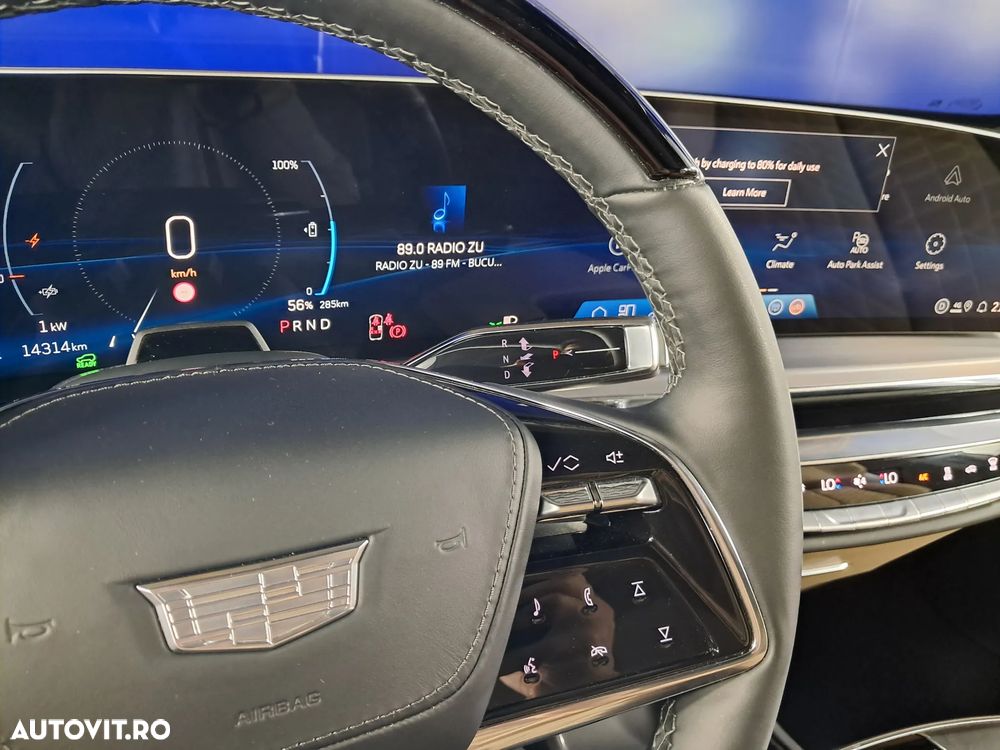 Cadillac Lyriq Luxury - 13