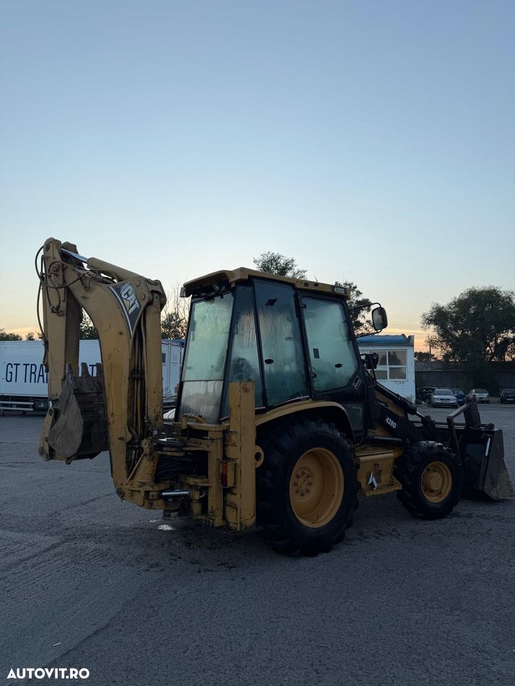 Caterpillar CAT 428 D - 2