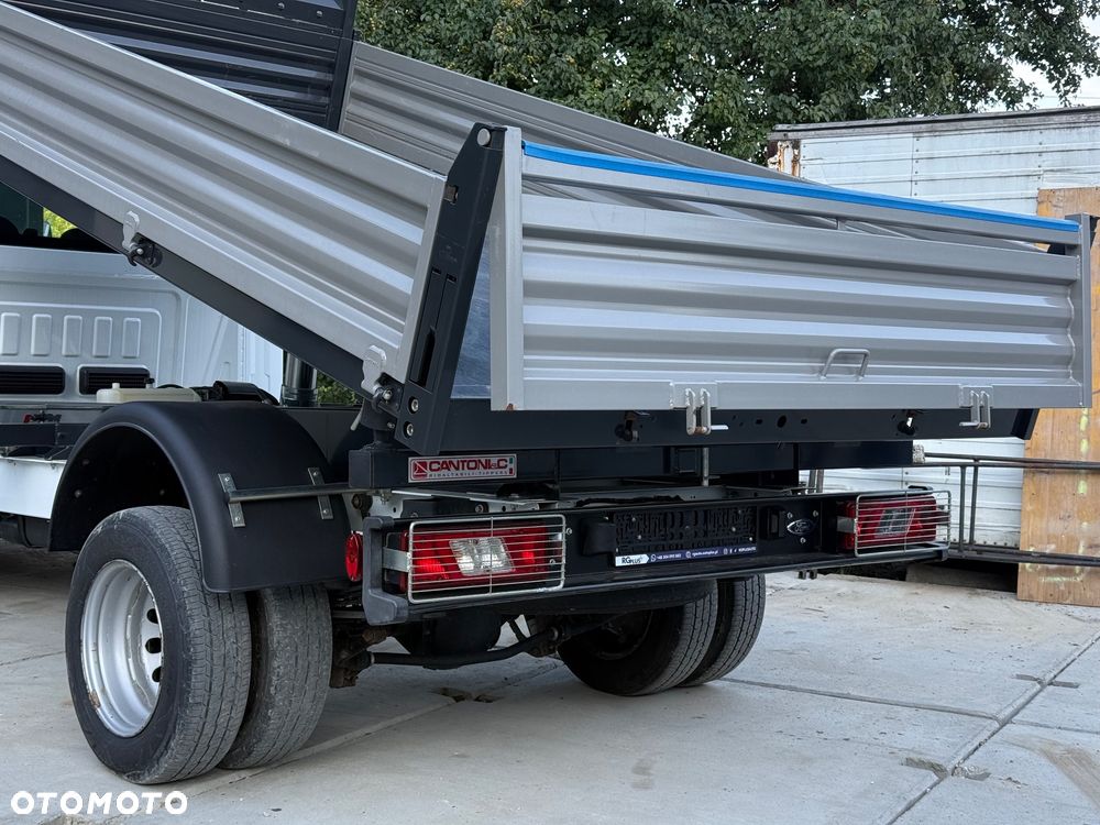 Ford Transit - 19