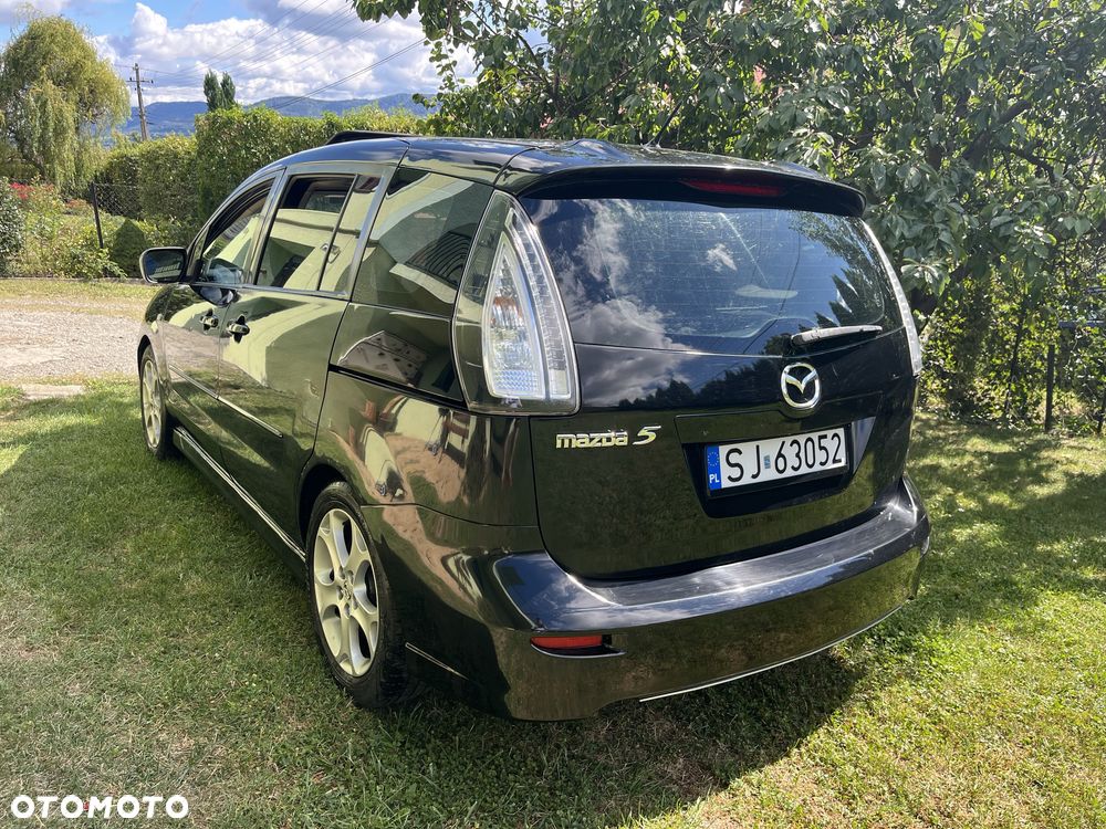 Mazda 5 - 6