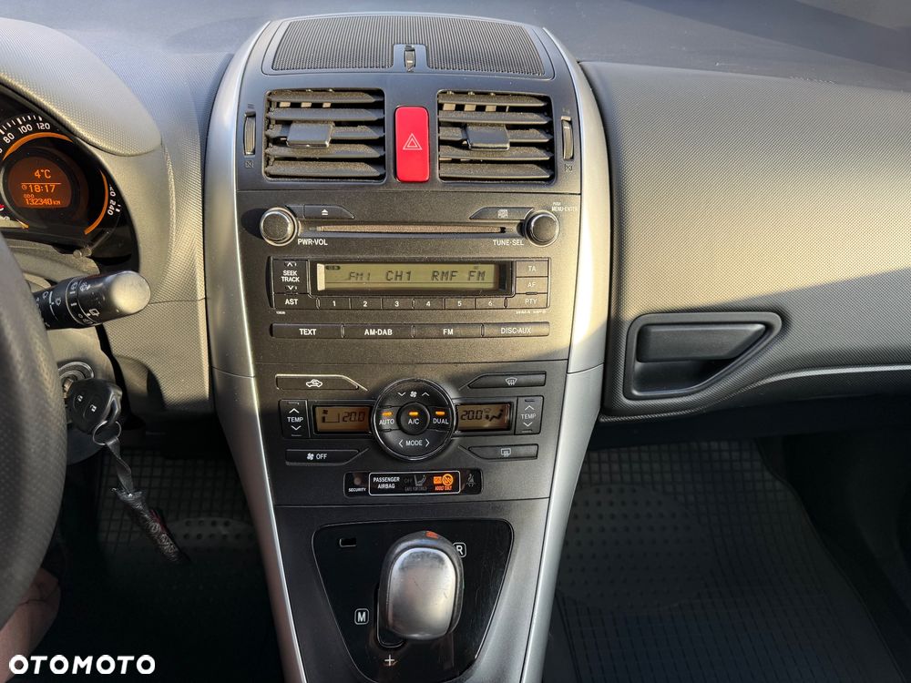 Toyota Auris 1.6 Premium MM - 13