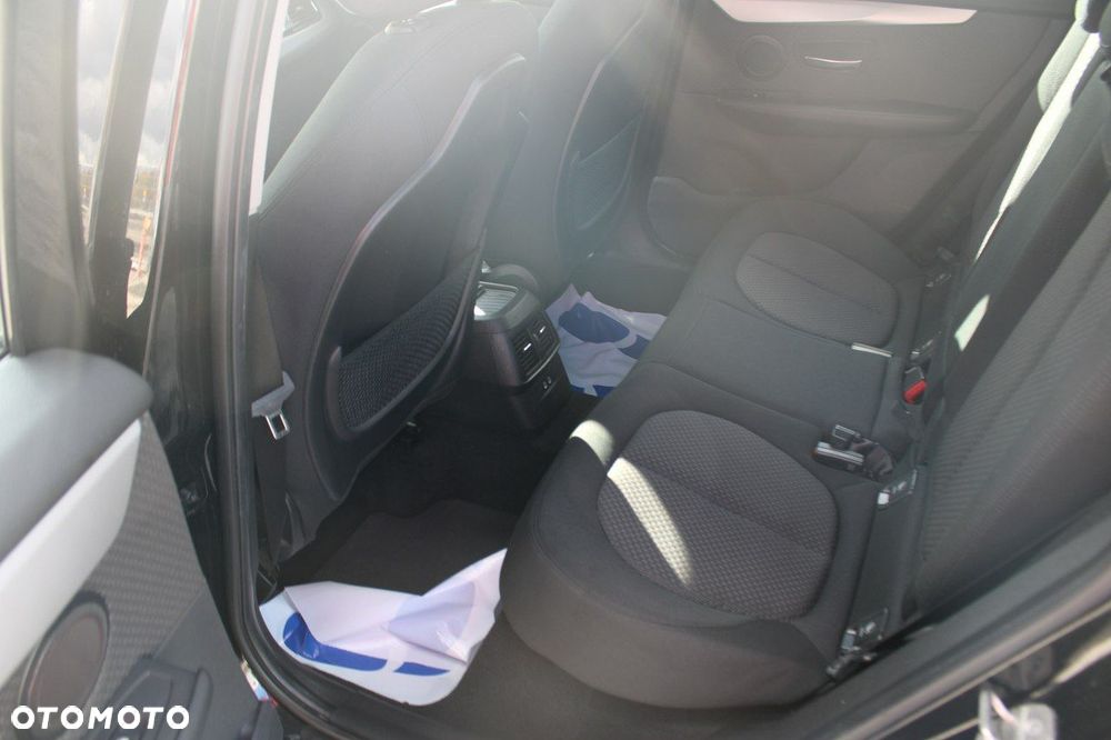 BMW Seria 2 - 12