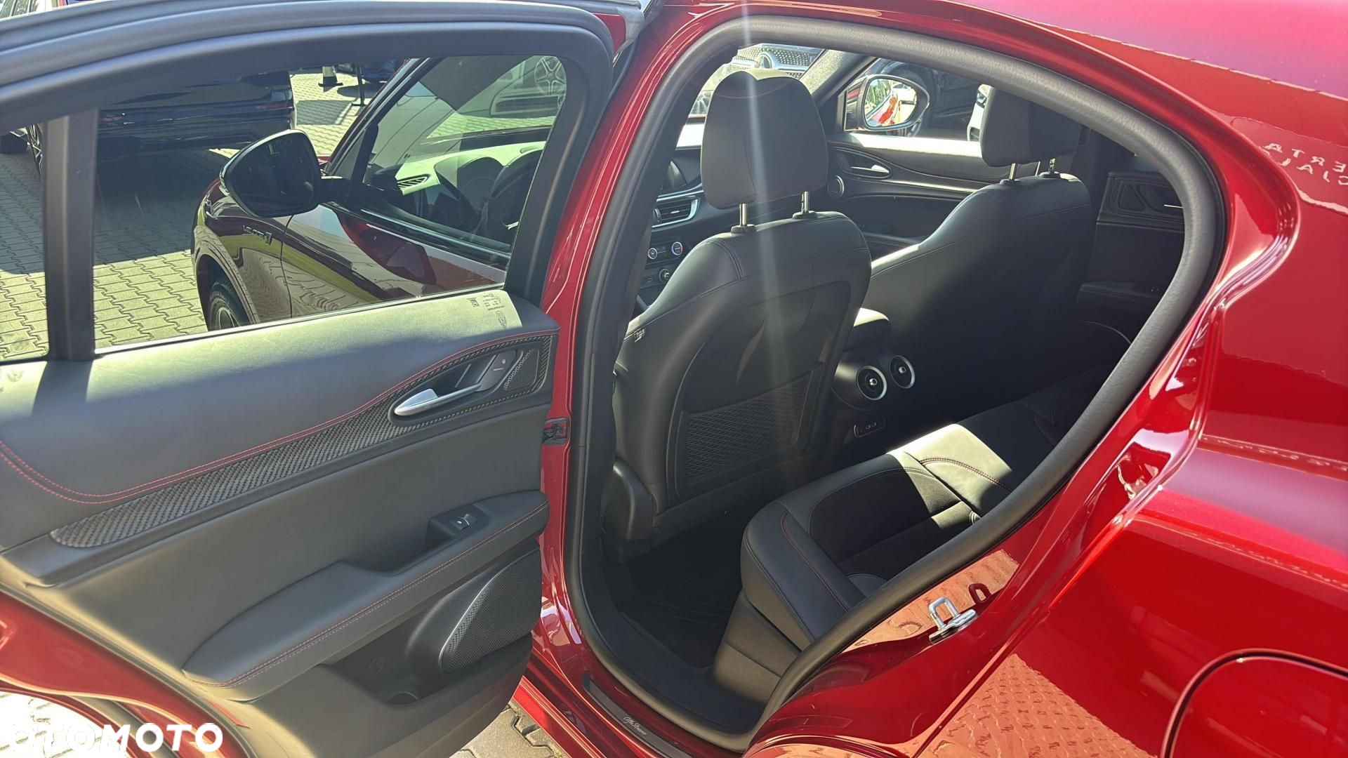 Alfa Romeo Stelvio - 15