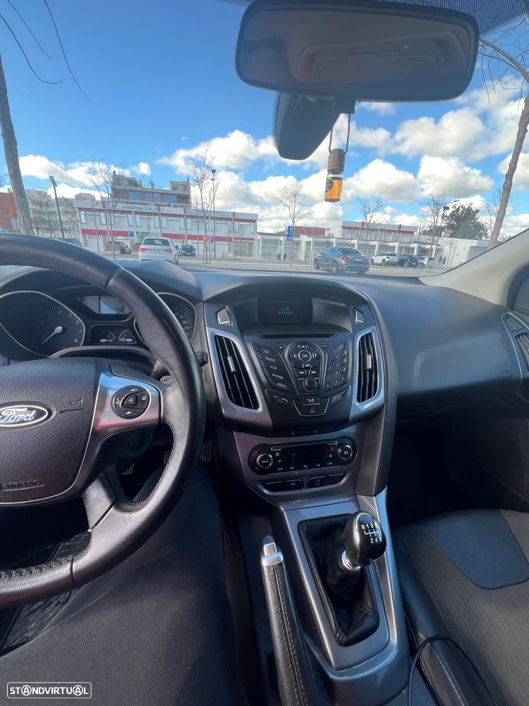Ford Focus 1.0 SCTi Titanium Best - 11