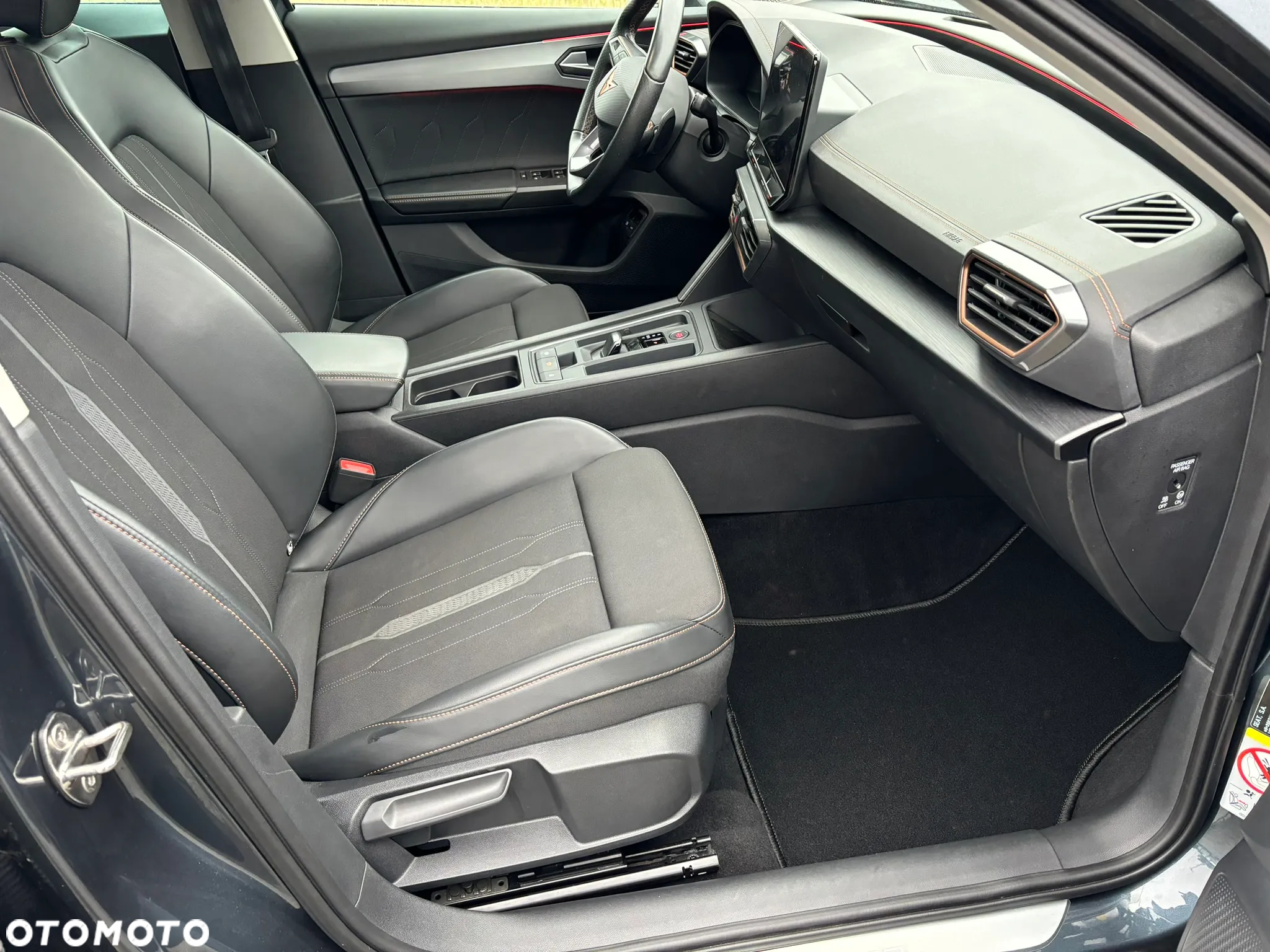 Cupra Formentor 1.5 e-Hybrid DSG VZ - 17