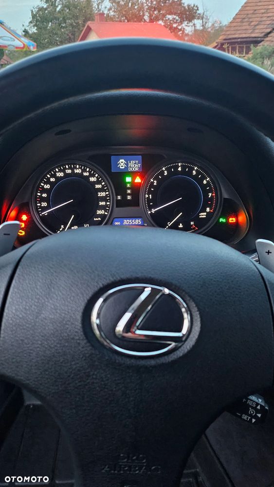 Lexus IS 250 - 9