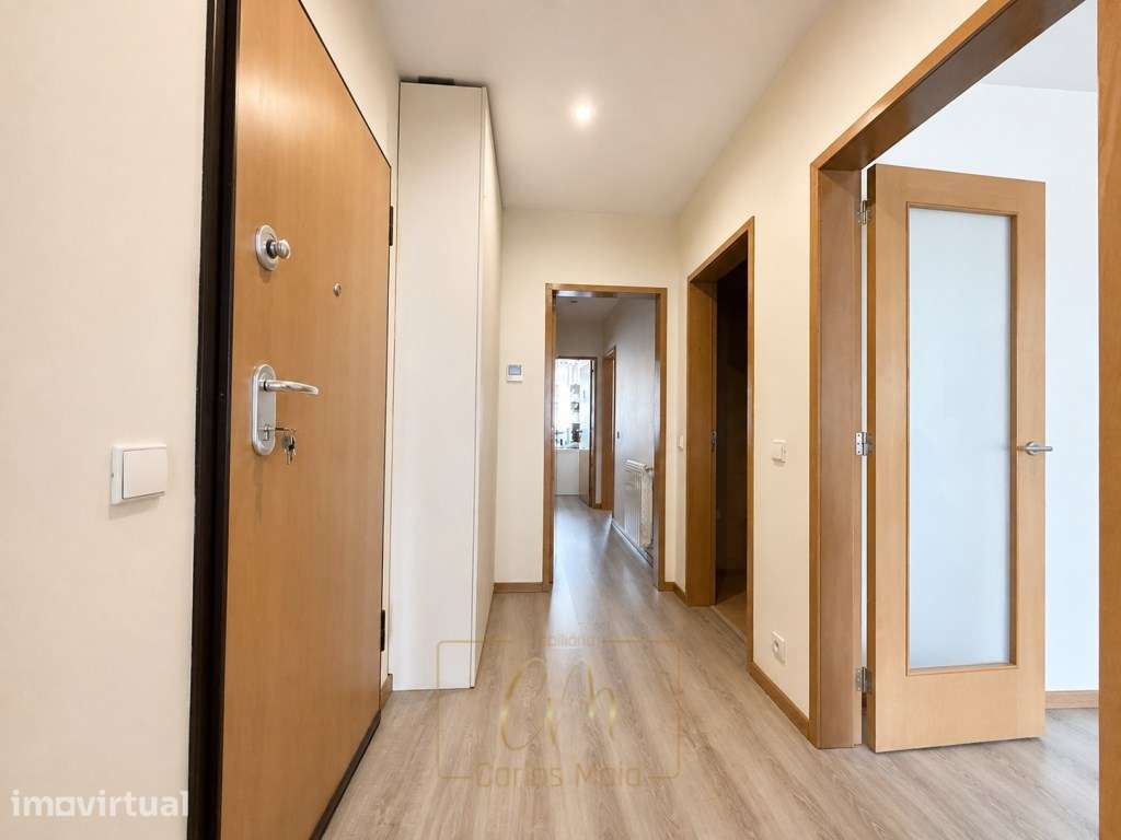 Apartamento T2 no último piso com garagem fechada - Grande imagem: 5/21