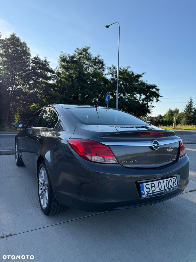 Opel Insignia 1.8 - 6