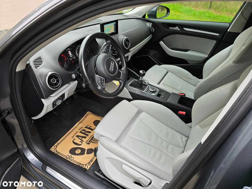 Audi A3 Sportback - 6