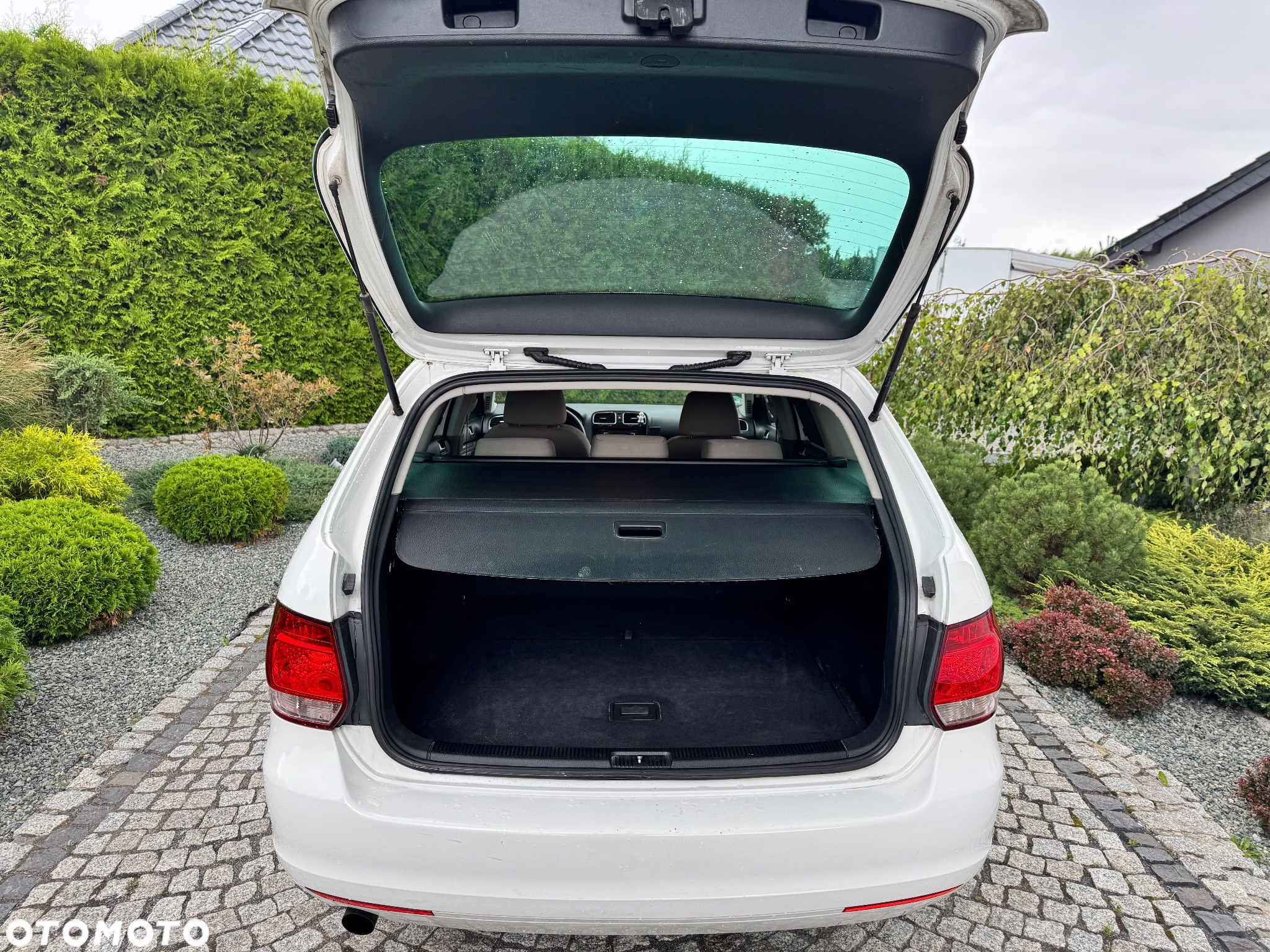 Volkswagen Golf - 32