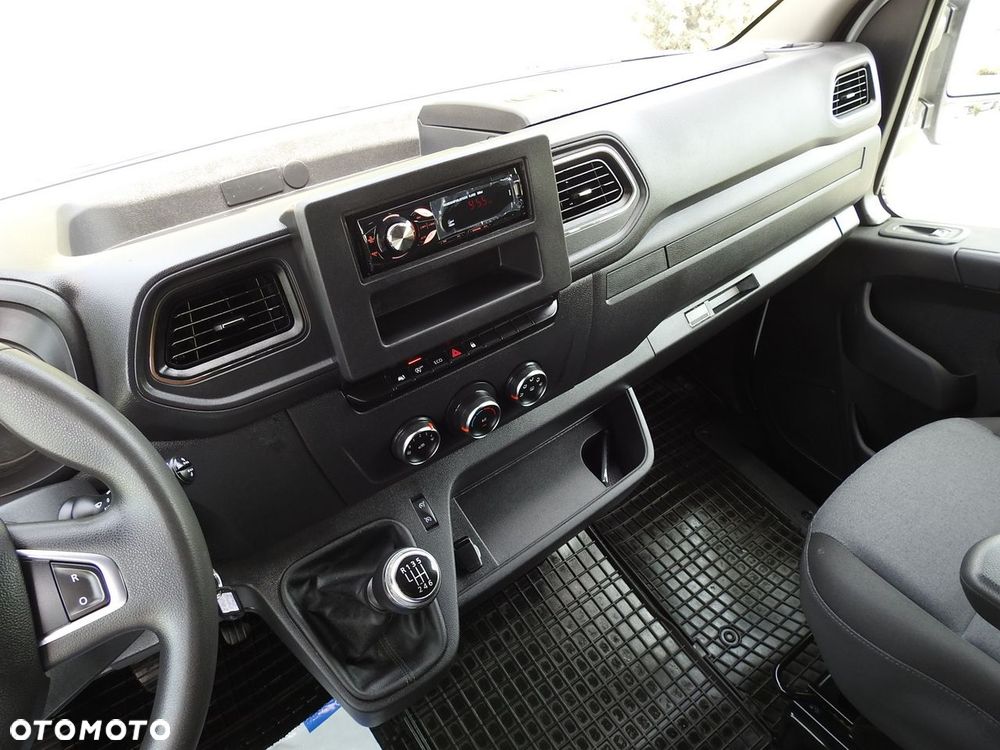 Renault MASTER PLANDEKA 10 PALET WEBASTO TEMPOMAT KLIMATYZACJA LEDY  165KM - 33
