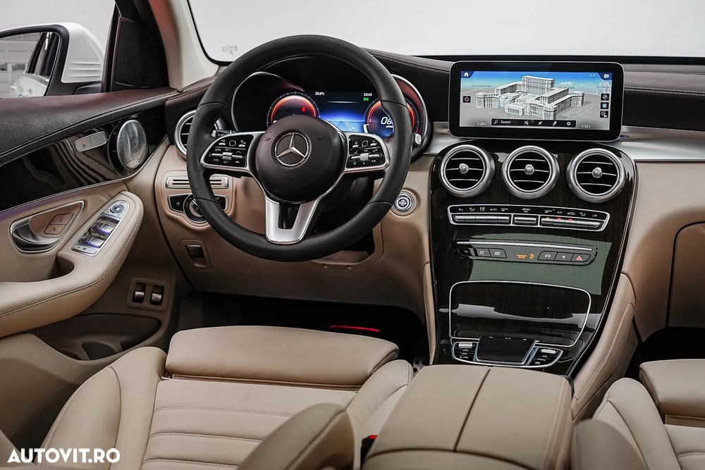 Mercedes-Benz GLC 220 d 4Matic 9G-TRONIC AMG Line - 7