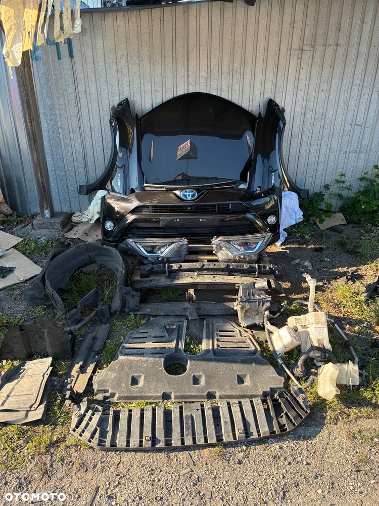 Kompletny przód Toyota Rav4 IV Lift Hybryda Dużo dodatków