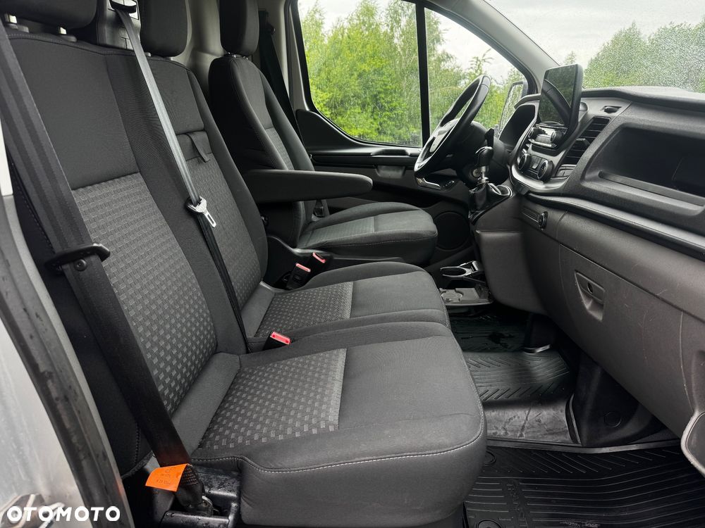 Ford Transit Custom - 10