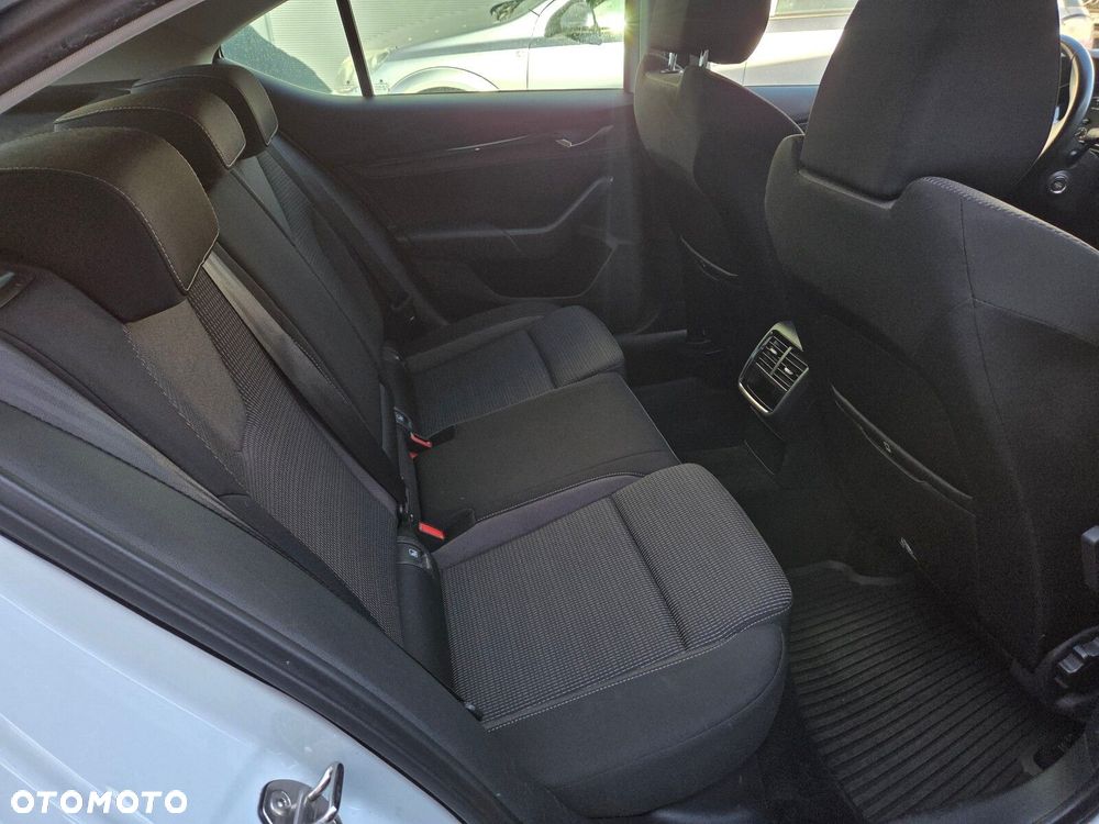 Skoda Octavia 1.5 TSI GPF ACT Ambition - 5