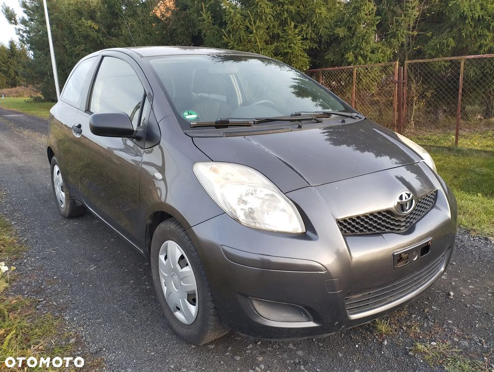 Toyota Yaris - 7