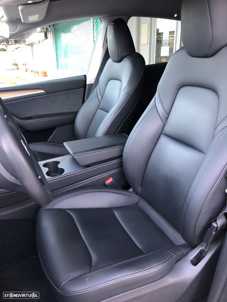 Tesla Model Y Long Range Tração Integral - 17