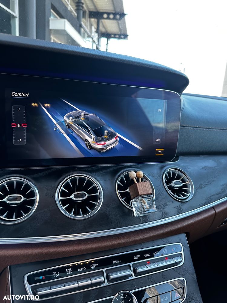 Mercedes-Benz E 400 4MATIC - 35