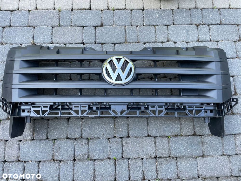 Grill Atrapa Przedni Volkswagen Crafter 2E - 2