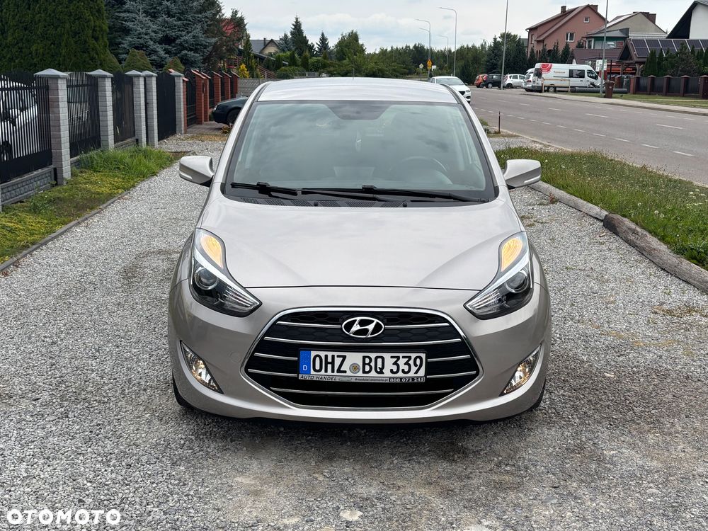 Hyundai ix20 - 3