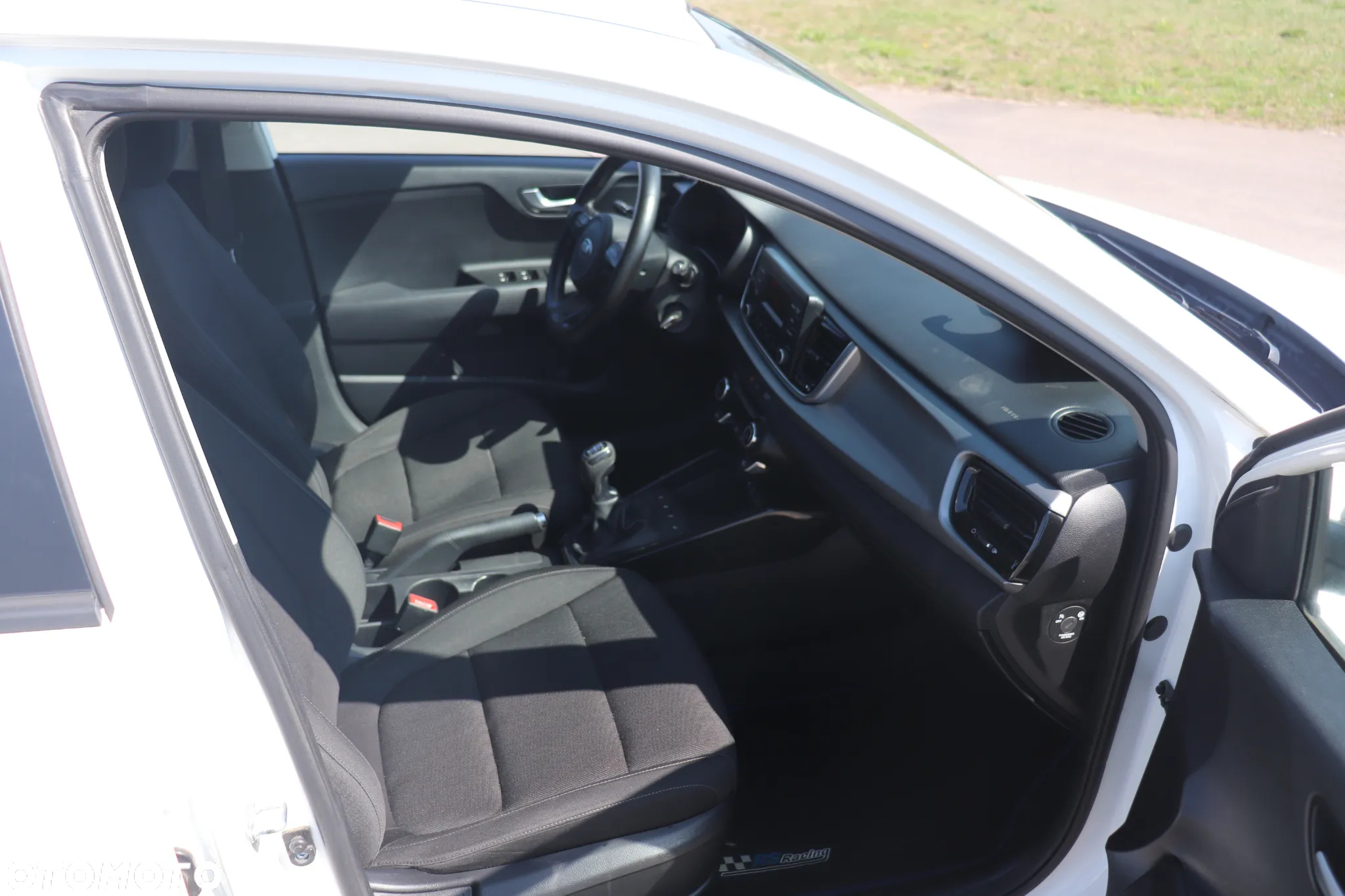 Kia Rio 1.4 CRDi 77 Dream-Team Edition - 16
