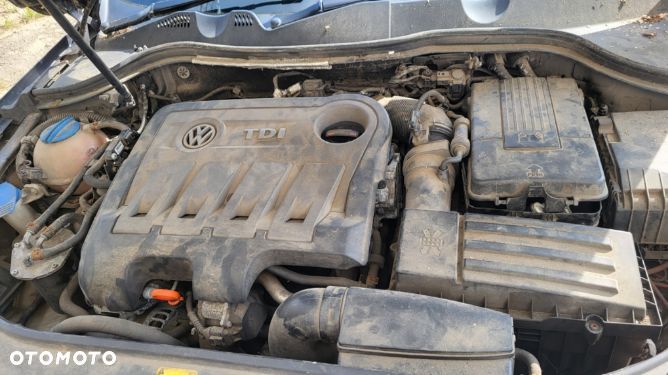 Volkswagen Passat 2.0 TDI Comfortline - 4
