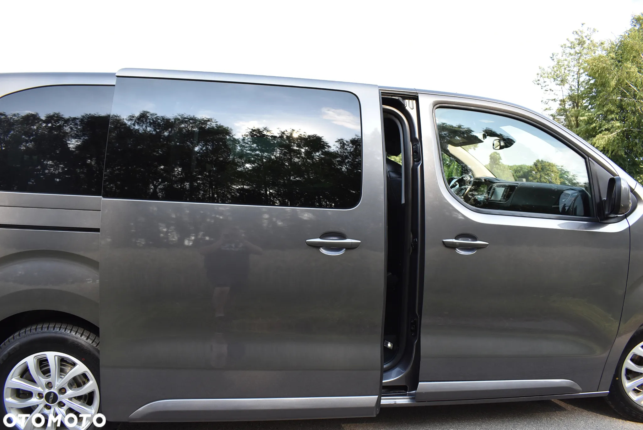 Peugeot Traveller 2.0 BlueHDi Standard Business Vip - 30