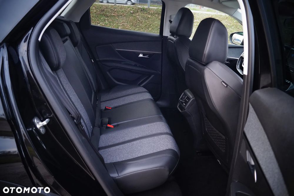 Peugeot 3008 1.5 BlueHDi Allure S&S EAT8 - 19