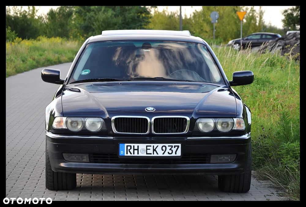 BMW Seria 7 728i L - 7